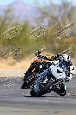 media/Mar-12-2022-SoCal Trackdays (Sat) [[152081554b]]/Turn 2 (1145am)/